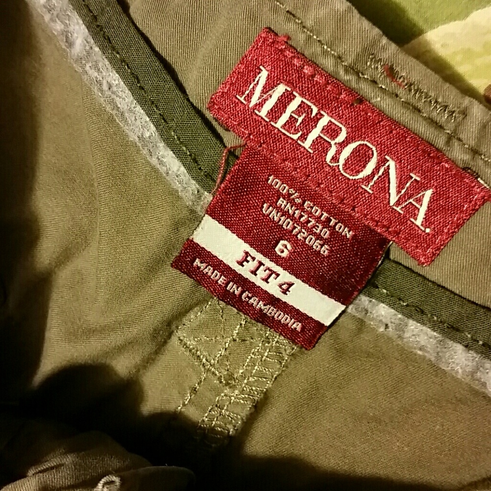 Merona Capris - Picture 4 of 4